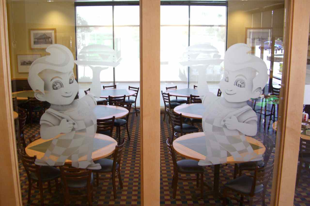 bobs big boy etched glass windows - 3