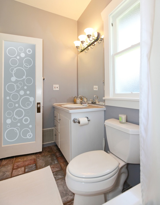 Bathroom Doors With Frosted Glass